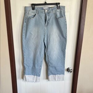 Blue Ankle Cropped Jeans with Wide-Leg Fit